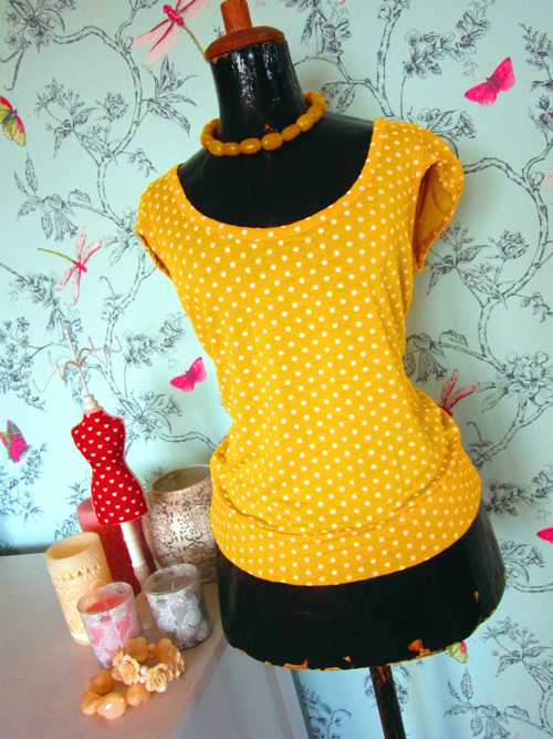 Top yellow&dots — foto 1