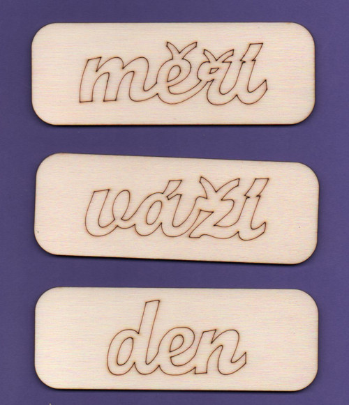 Dřevěný výřez, cedulka, výběr váha, měří, den