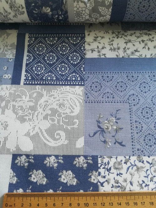 Modrý patchwork