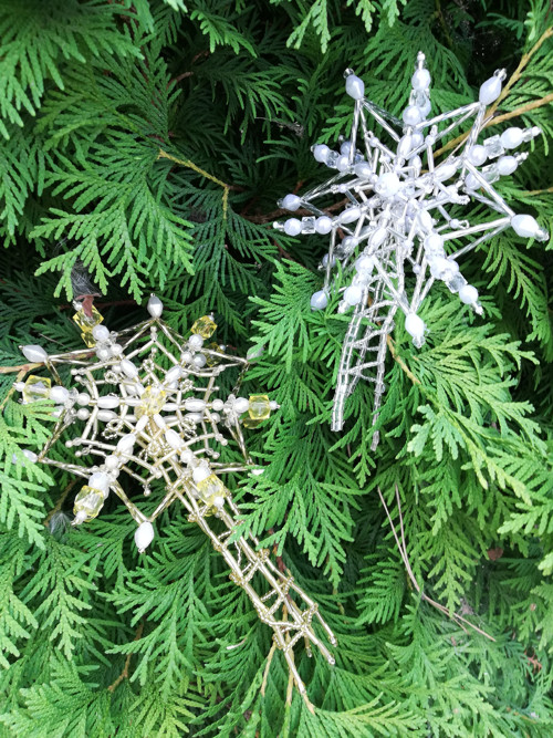 3D Korálková špička na stromeček — foto 1
