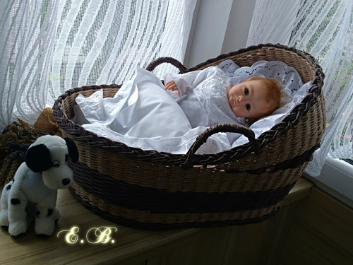 Dvoubarevná postýlka s úchyty — foto 1