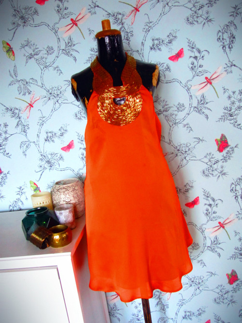 Šaty orange&gold — foto 1