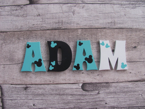 Dřevěná písmenka ADAM 10 cm — foto 1