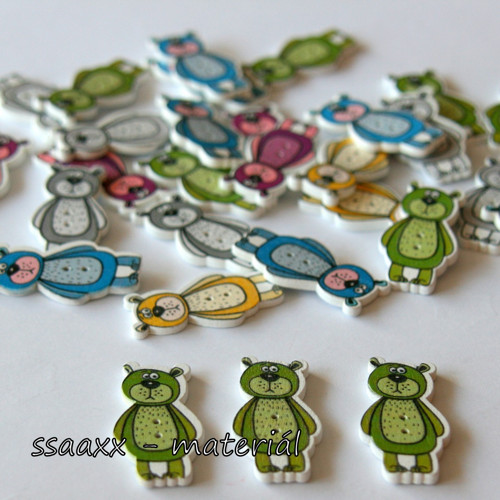 Dřevěný knoflík ~ 36 mm ~ medvěd zelený
