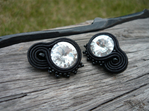 Soutache náušnice Black&Crystal...swarovski — foto 1