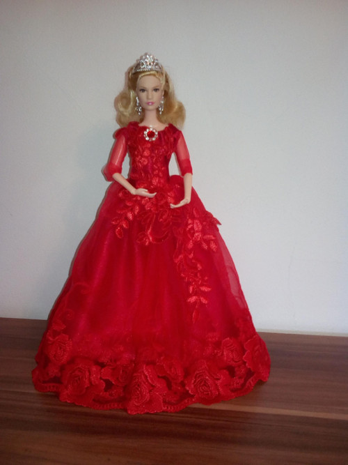 Pro princeznu Barbie + korunka — foto 1