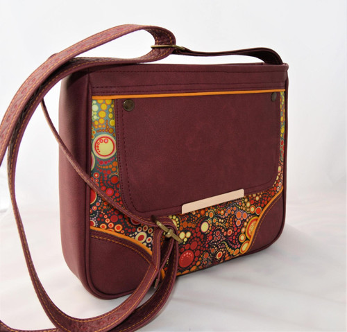 CROSSBODY - kabelka pro každý den — foto 1