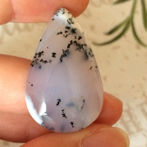 Dendritický opál kabošon slza(DO003,31x20x3mm)