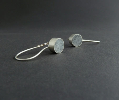 Gray stone — foto 1
