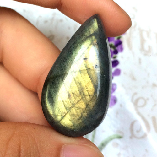 Labradorit kabošon slza (35x19x6mm, 40,45Ct, L237)