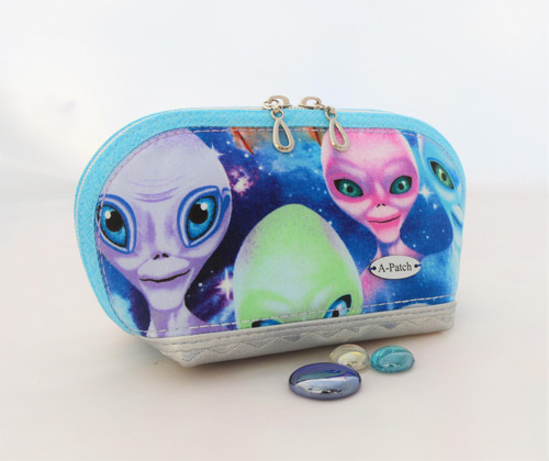 Toaletní taštička - UFO — foto 1