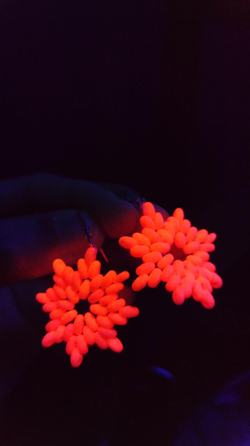 Náušnice UV Pink Star — foto 1