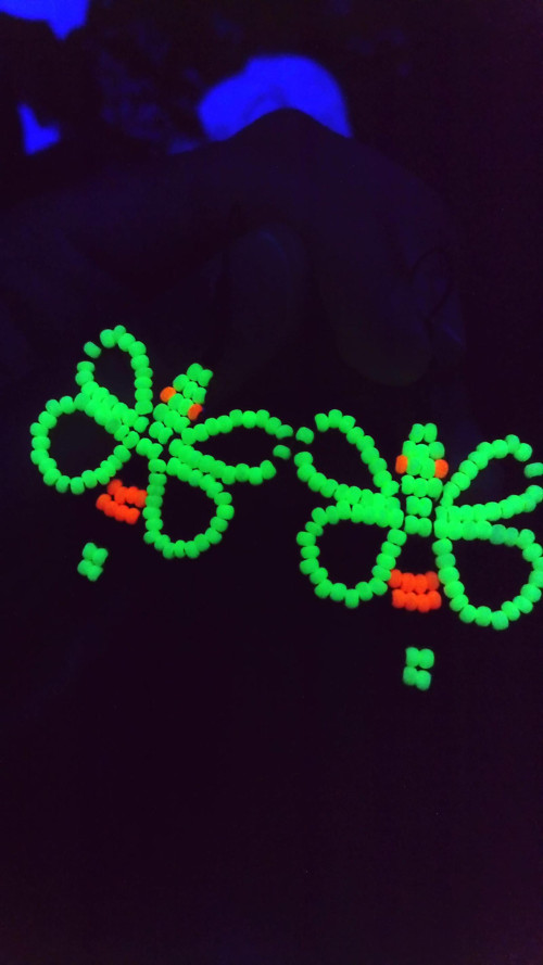 Náušnice UV Wasp — foto 1