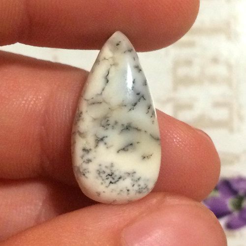 Dendritický opál kabošon slza (DO022, 20x10x3mm)