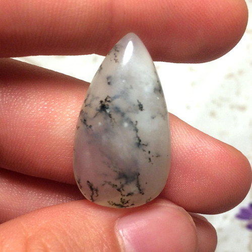 Dendritický opál kabošon slza (DO021, 24x13x3mm)
