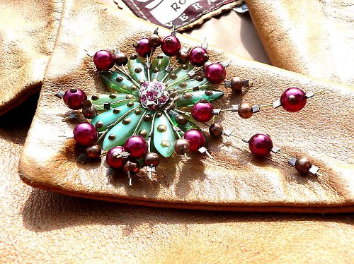 " Pavonine brooch " — foto 1