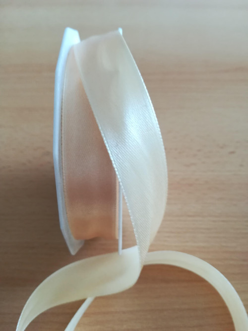 Saténová stuha 25 mm — foto 1