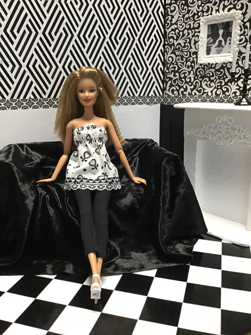 Oblečky pro Barbie - “Kolekce Black & White”