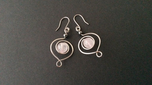 Růženín a hematit - amulet — foto 1
