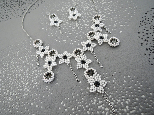 Souprava Flowerfall se Swarovski rivoli