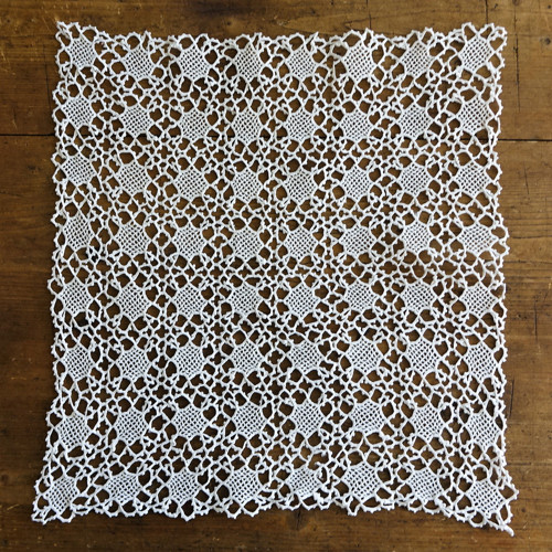 Ozvěny gotiky ... háčkovaná dečka