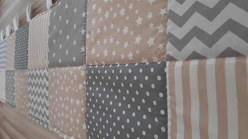 Zástěna za postel patchwork