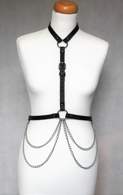 Kožený postroj s řetízkem, Body Harness