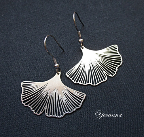 Ocelové náušnice ginkgo biloba — foto 1