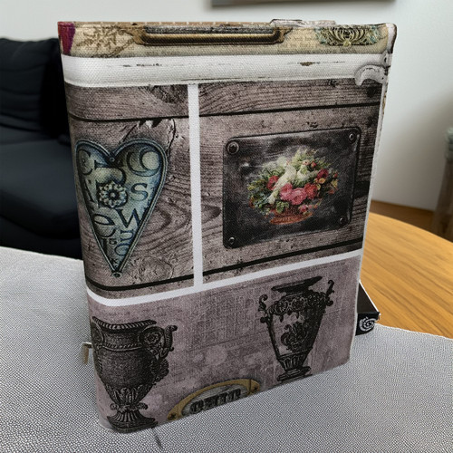 Nastavitelný obal na knihu romance