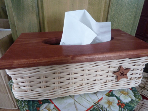 Kapesníkovník hnědý s přízdobou — foto 1