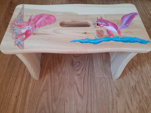 Stolička s veverkami od Floydled Art