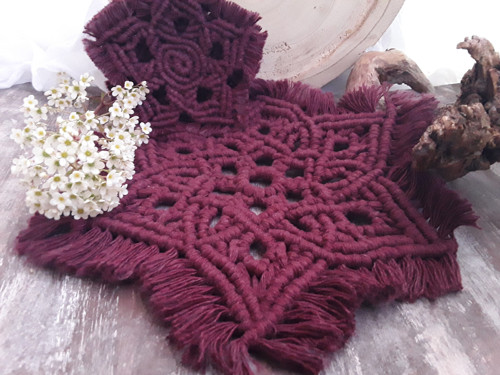 Prostírání macramé mandala "1+3"