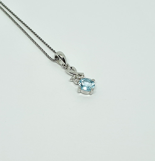 Luxusní přívěsek - Topaz 59