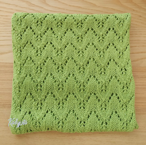 Jarně zelený nákrčník na jaro/podzim