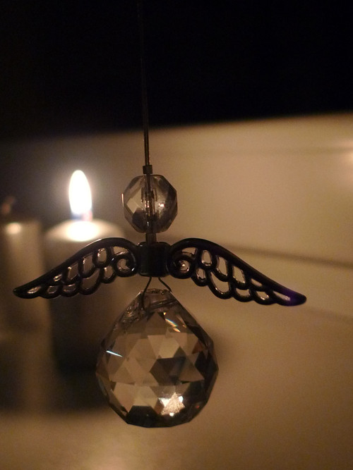 Lapač slunce, suncatcher andělíček, koule 3cm