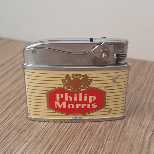 Zapalovač Philip Morris