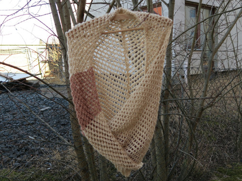 SÍŤ/PLÉD/PONČO "NUGÁT SE SKOŘICÍ"