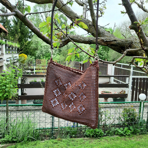 Čokoladová Crossbody — foto 1