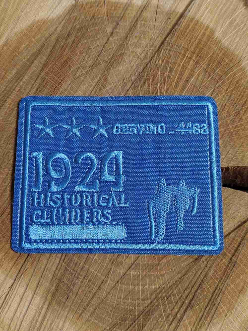 Nažehlovačka 1924 modrá světlá