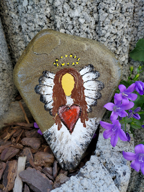 Malovaný kámen "Andělka"