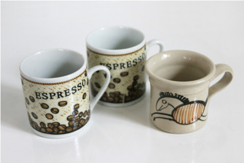 Keramický espresso hrníček na kávu, koník