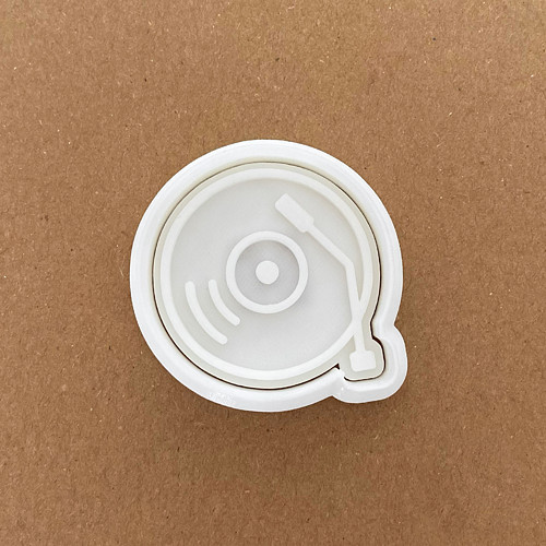 Vykrajovátko - Gramofon — foto 1