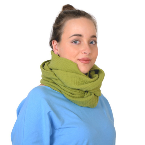 Tunelová šála, mušelínová - LALA / světle zelená
