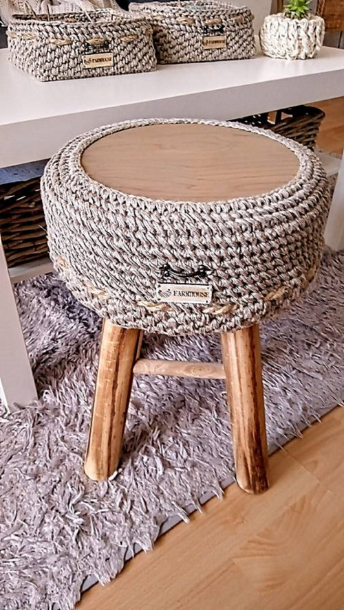 Háčkovaný taburet Farmhouse Linen