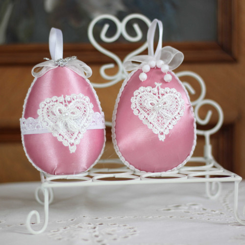 Saténové vajíčko ve stylu Shabby chic