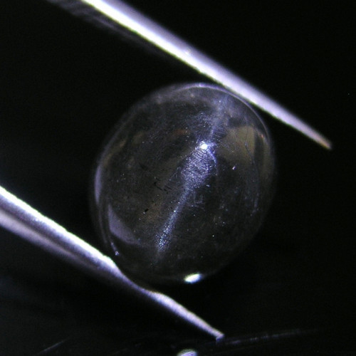 Skapolit, kočičí oko, 4,59 ct., 11,2x9,4x6,1 mm