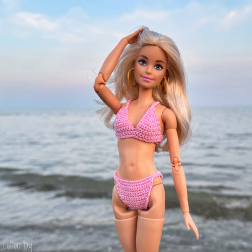 Dvoudílné plavky pro Barbie sv. růžové + kačenka