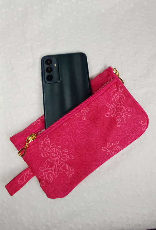 Růžové látkové pouzdro na telefon s kapsičkou