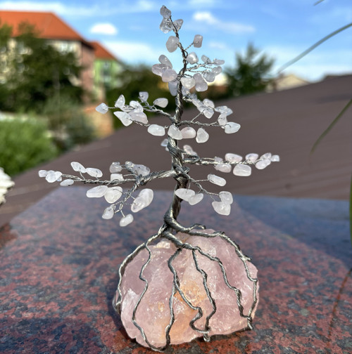 Strom života s růženínem
