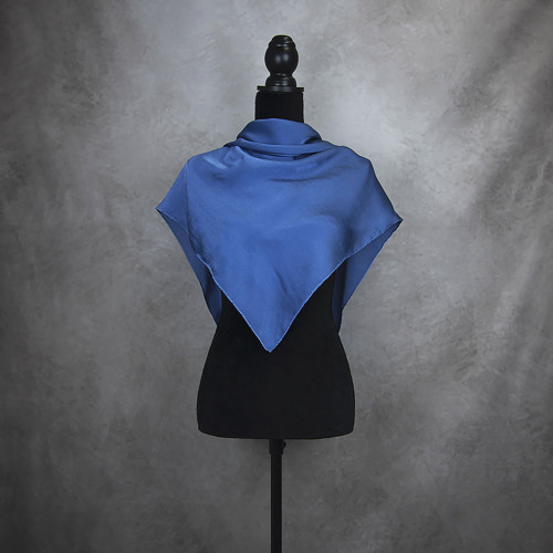 Hodvábna šatka TMAVO MODRÁ, 90 x 90cm, Handmade
